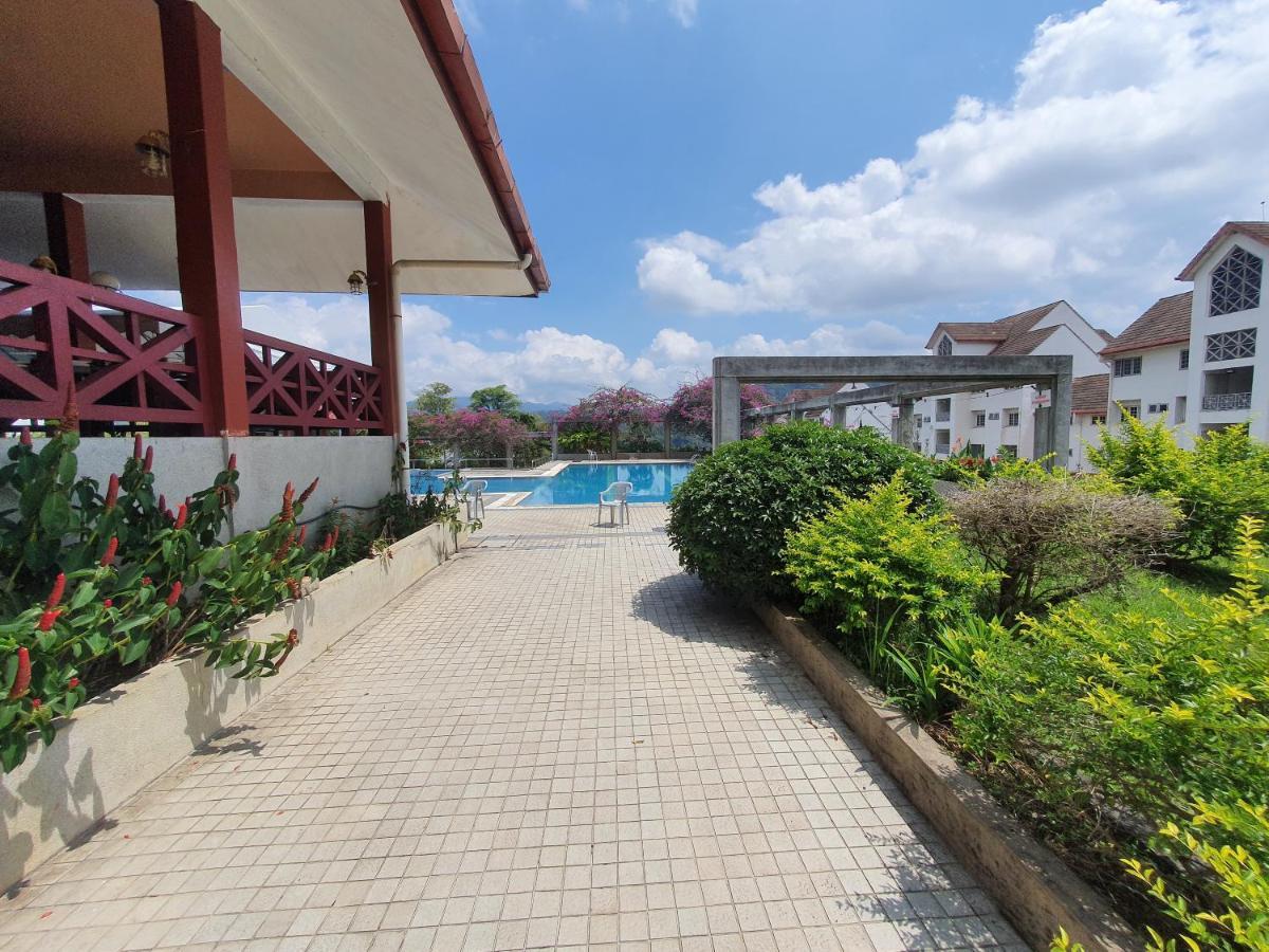 Selesa Hillhomes Golf Resort - P4L1U Bentong Dış mekan fotoğraf